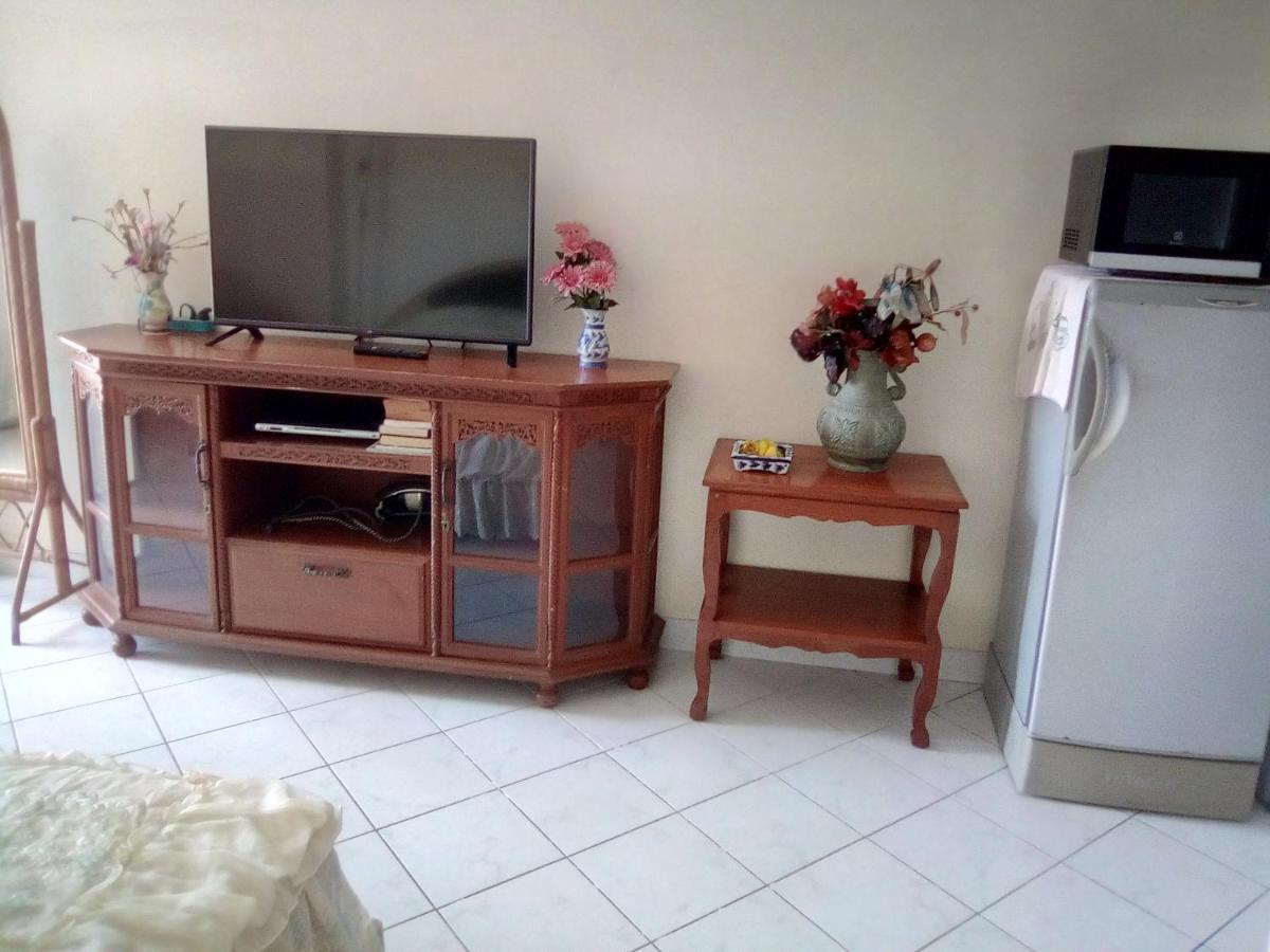 Appartement View Talay #1 = Jomtien Call Me +66-8-68409-206 Pattaya
